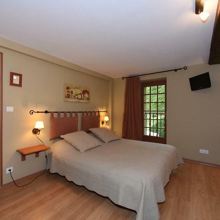 La Correrie Hotel Les Grandes-Armoises Екстериор снимка