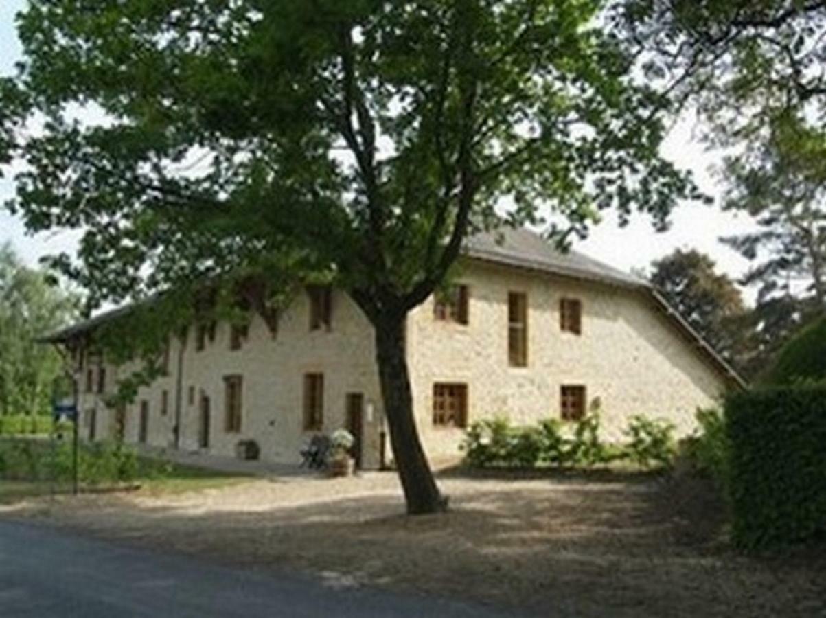 La Correrie Hotel Les Grandes-Armoises Екстериор снимка